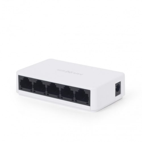 LAN switch - 5 poorts - Fast Ethernet bij debadeend.nl