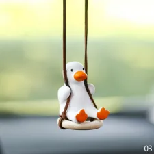 Autospiegel Ornament Hangende Eend op Zwemband Schommel bij debadeend.nl